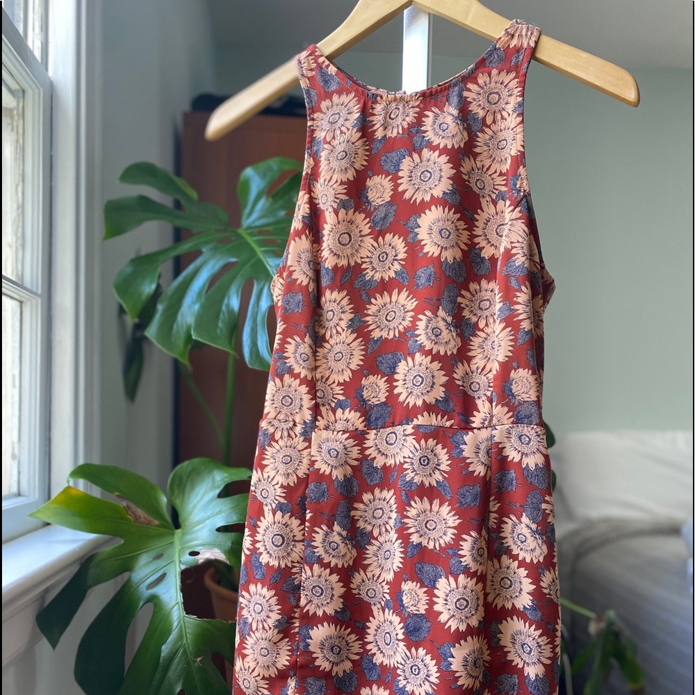Floral shift dress